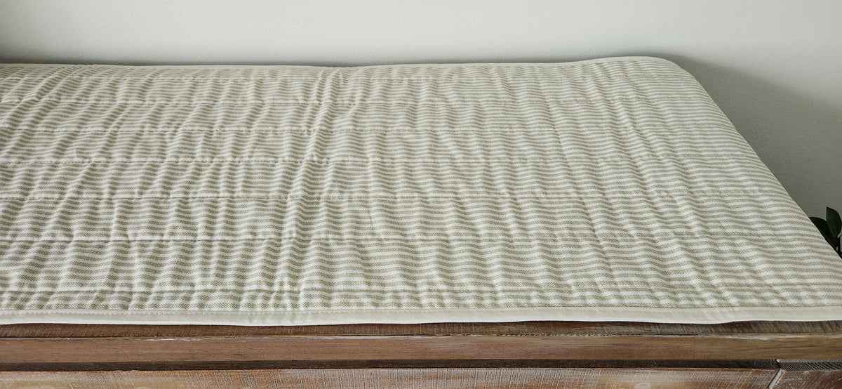 Reversible Quilted Coffee Table Runner Hot-Pad